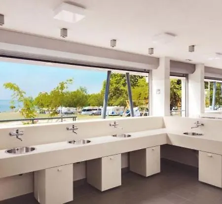 Easyatent Safari Tent Park