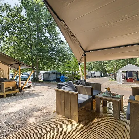 Easyatent Safari Tent Park * Umag
